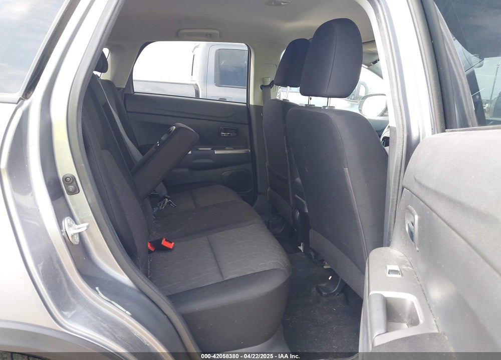 2020 MITSUBISHI OUTLANDER SPORT VIN: JA4AP4AU1LU028504