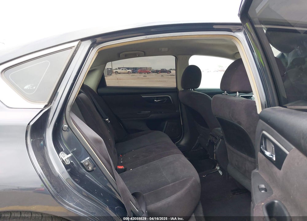 2013 NISSAN ALTIMA VIN: 1N4AL3AP2DN463829