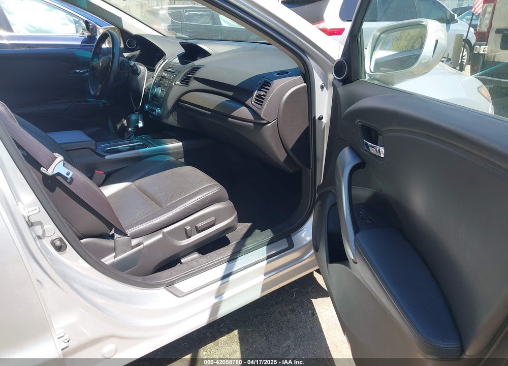 2015 ACURA RDX VIN: 5J8TB4H30FL012672