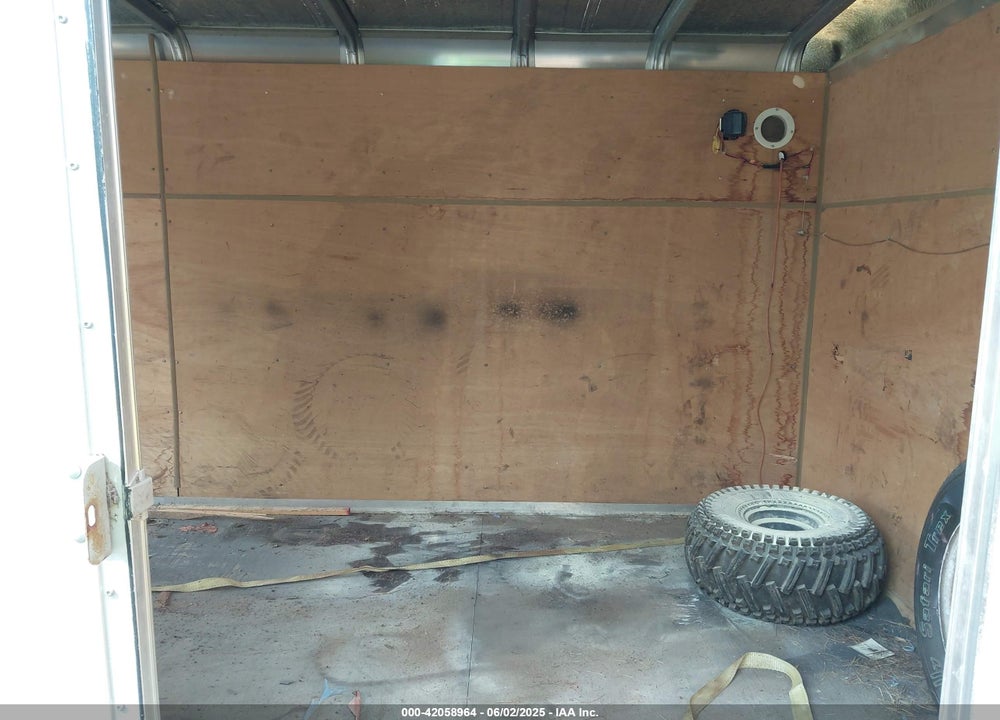 1995 WELLS CARGO --- VIN: 1WC200G22S3033080