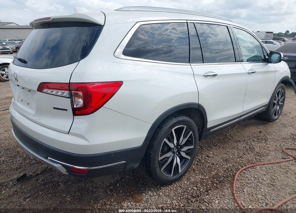 2019 HONDA PILOT TOURING VIN: 5FNYF5H94KB005563