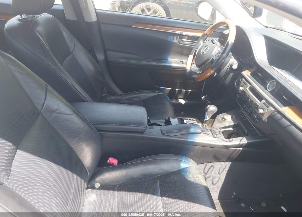 2014 LEXUS ES 300H VIN: JTHBW1GG5E2059684