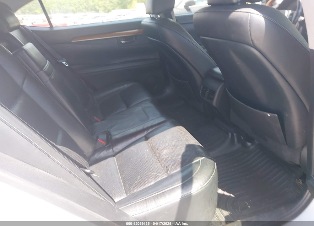 2014 LEXUS ES 300H VIN: JTHBW1GG5E2059684