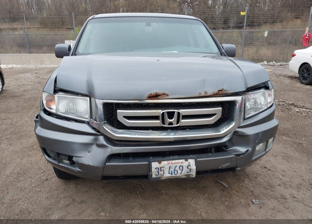 2011 HONDA RIDGELINE RTL VIN: 5FPYK1F54BB003338