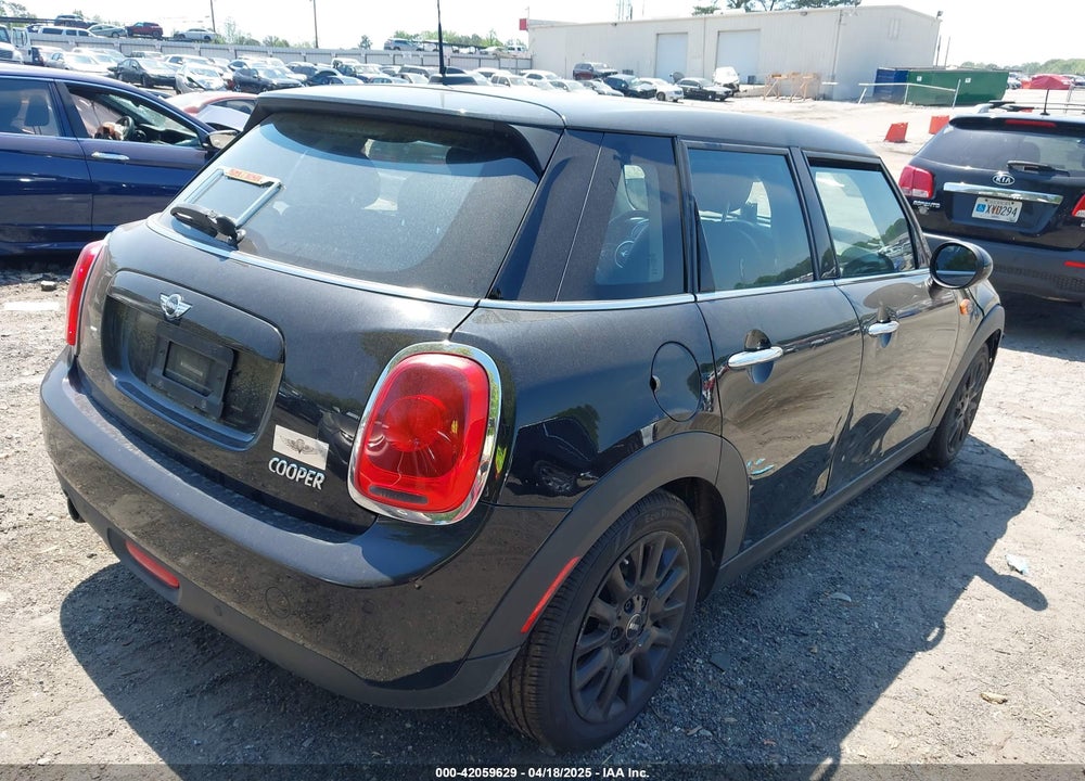 2018 MINI HARDTOP VIN: WMWXU1C57J2F80983
