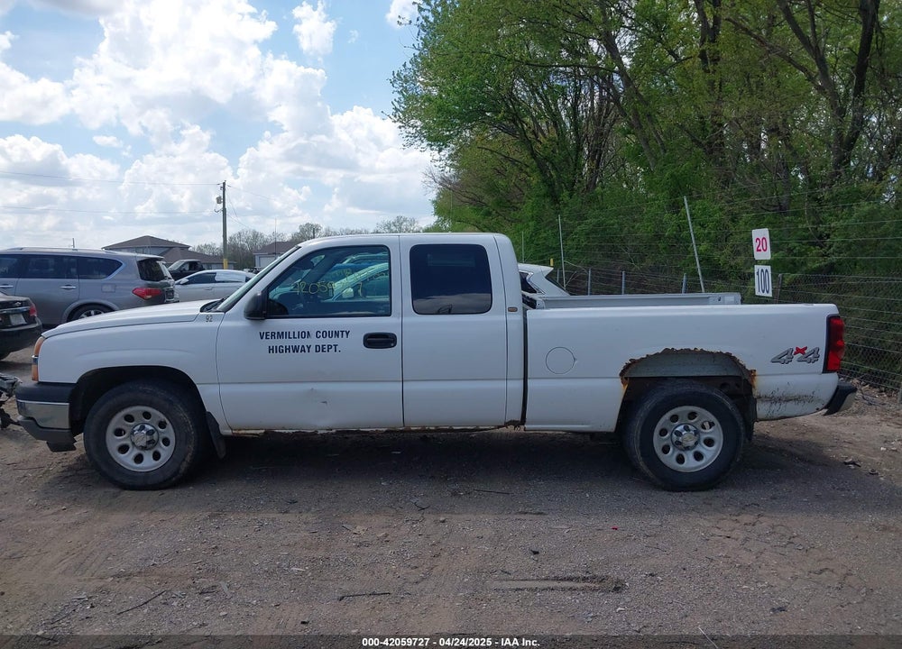 2005 CHEVROLET SILVERADO 1500 WORK TRUCK VIN: 1GCEK19B15Z251283