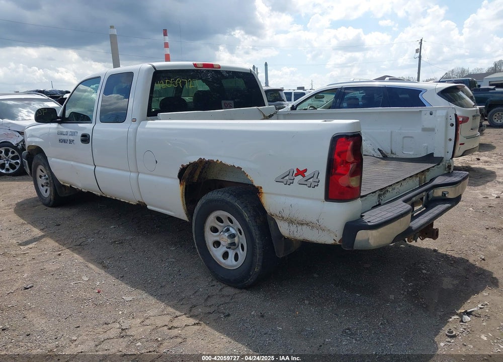 2005 CHEVROLET SILVERADO 1500 WORK TRUCK VIN: 1GCEK19B15Z251283