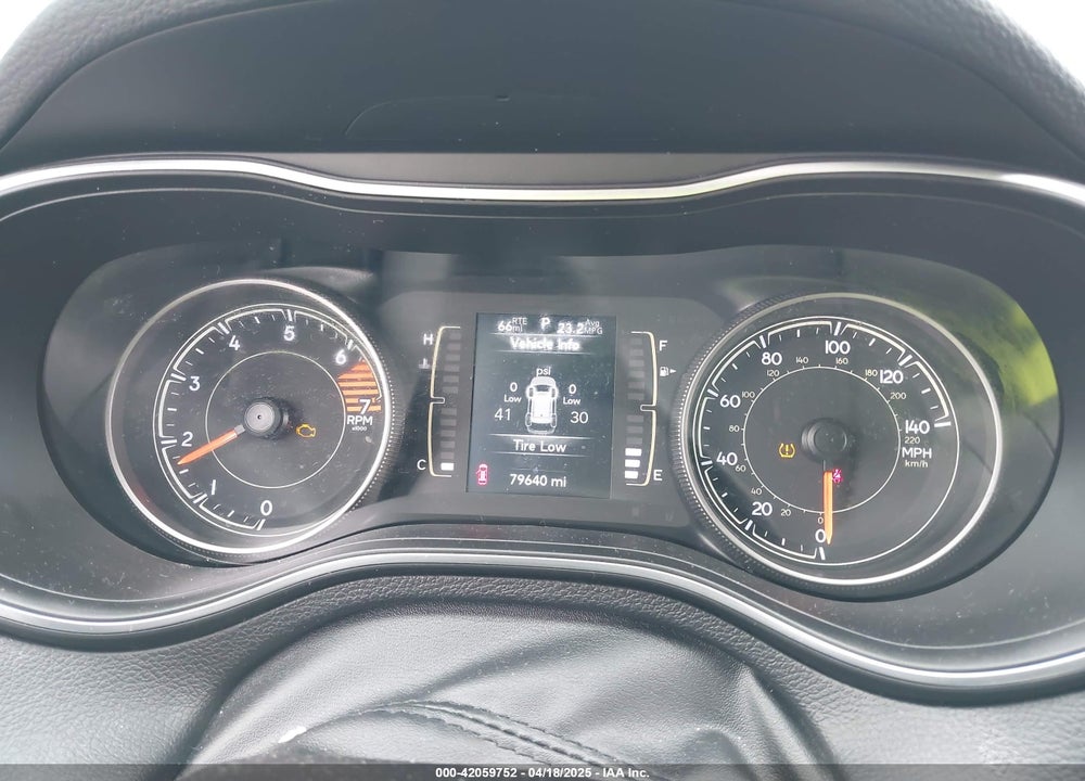 2019 JEEP CHEROKEE LATITUDE PLUS 4X4 VIN: 1C4PJMLBXKD352384