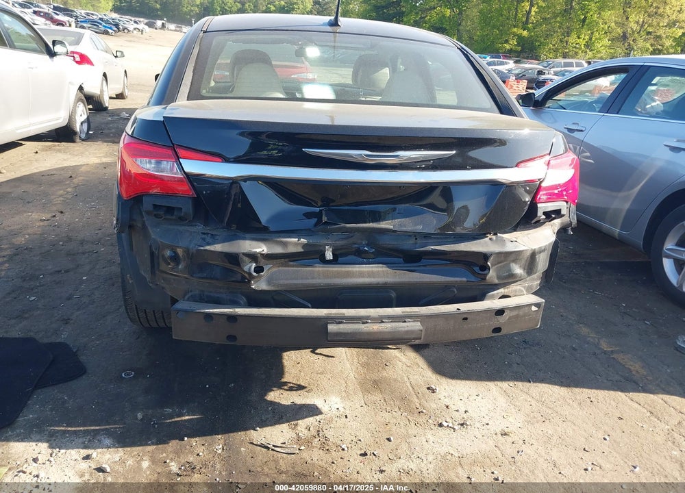 2014 CHRYSLER 200 VIN: 1C3CCBAB7EN170340