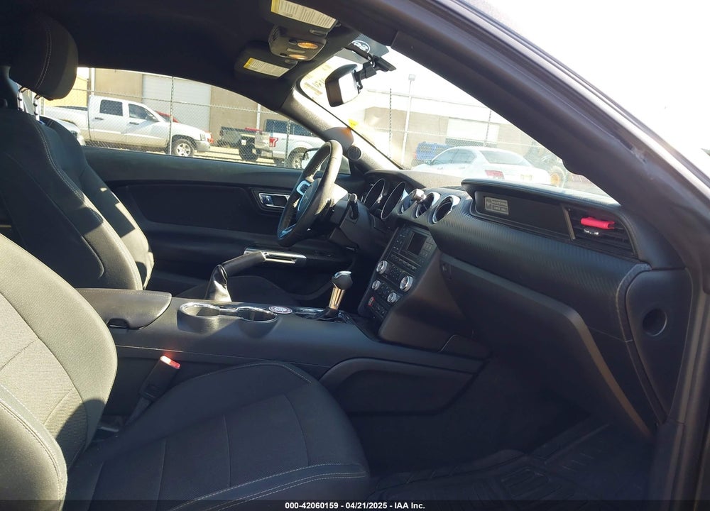 2016 FORD MUSTANG V6 VIN: 1FA6P8AM2G5290119