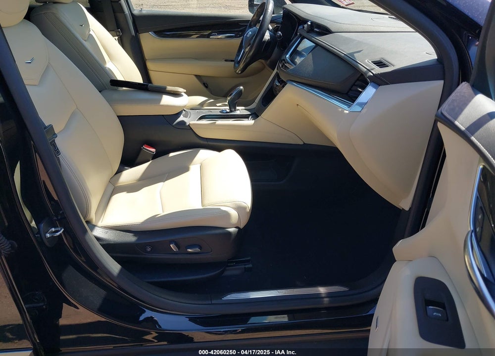 2017 CADILLAC XT5 STANDARD VIN: 1GYKNARS1HZ252815