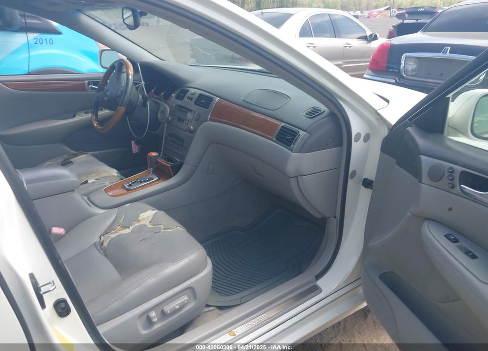 2005 LEXUS ES 330 VIN: JTHBA30G455137732