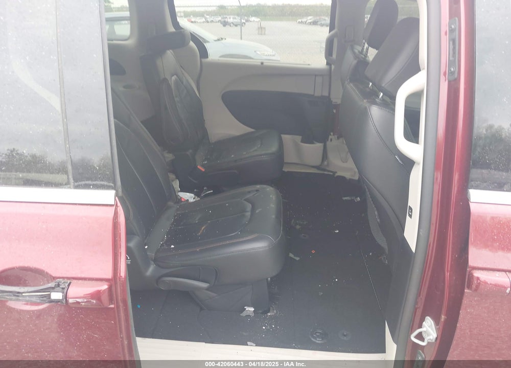 2017 CHRYSLER PACIFICA TOURING L VIN: 2C4RC1BG6HR509476