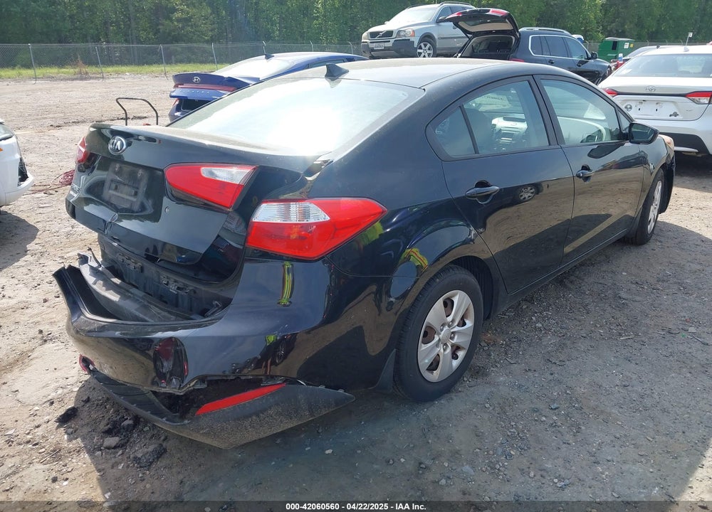 2015 KIA FORTE VIN: KNAFK4A63F5372889