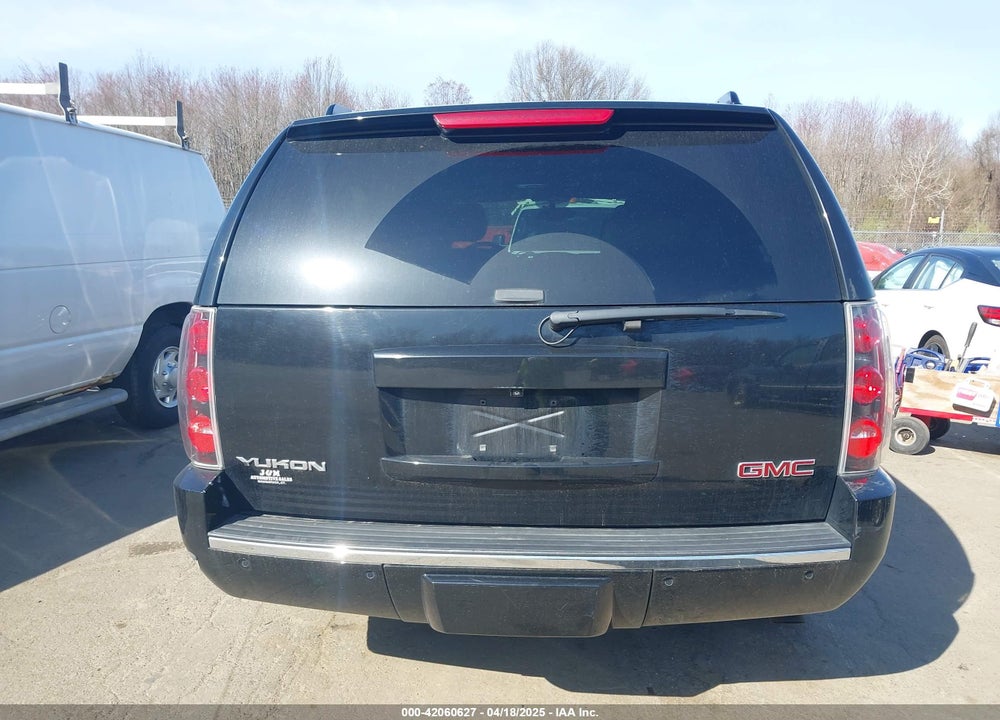 2014 GMC YUKON VIN: 1GKS2EEFXER157863
