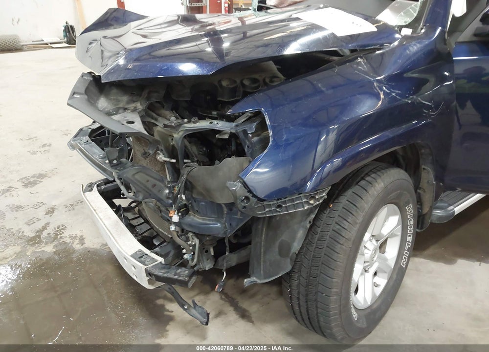 2018 TOYOTA 4 RUNNER VIN: JTEBU5JR7J5567524