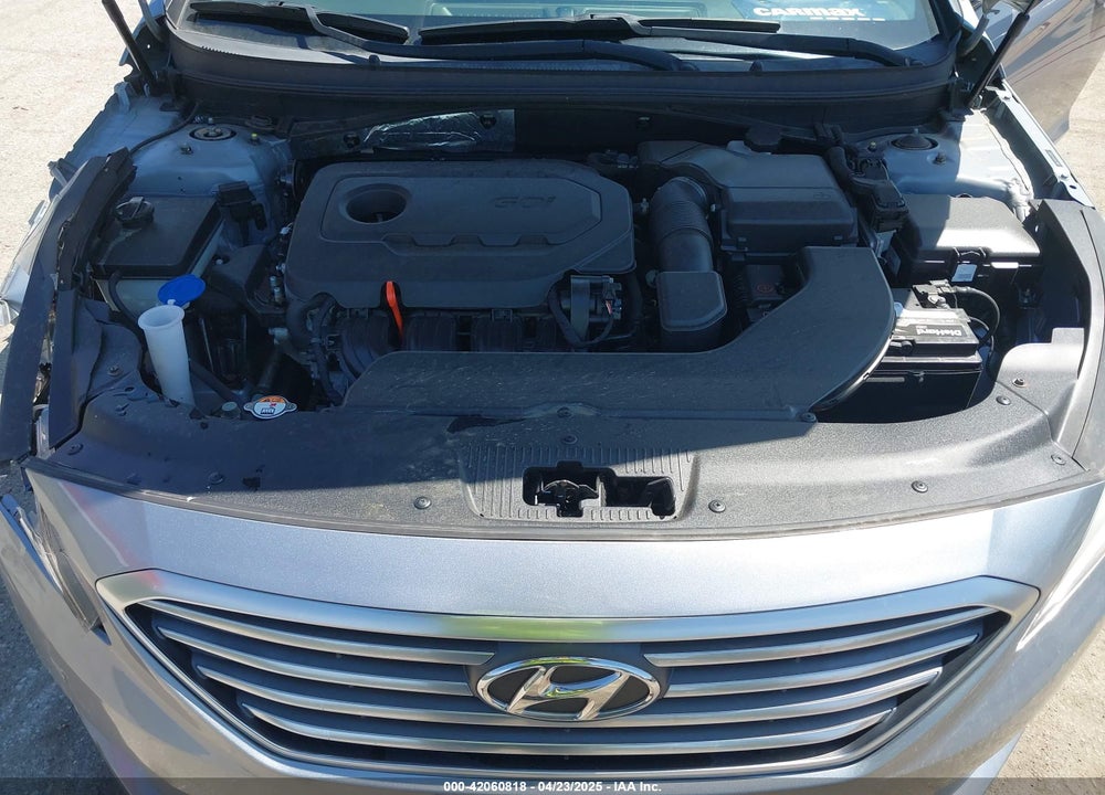 2015 HYUNDAI SONATA SE VIN: 5NPE24AF2FH172455