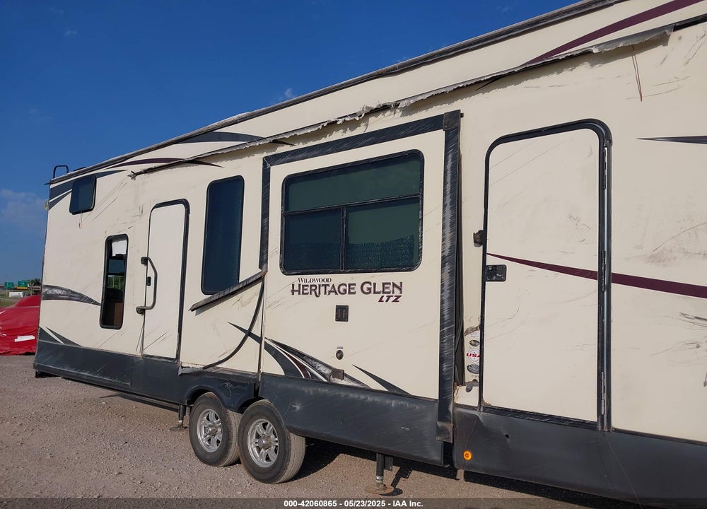2020 FOREST RIVER HERITAGE GLEN 378FL VIN: 4X4FWBP29LV703030