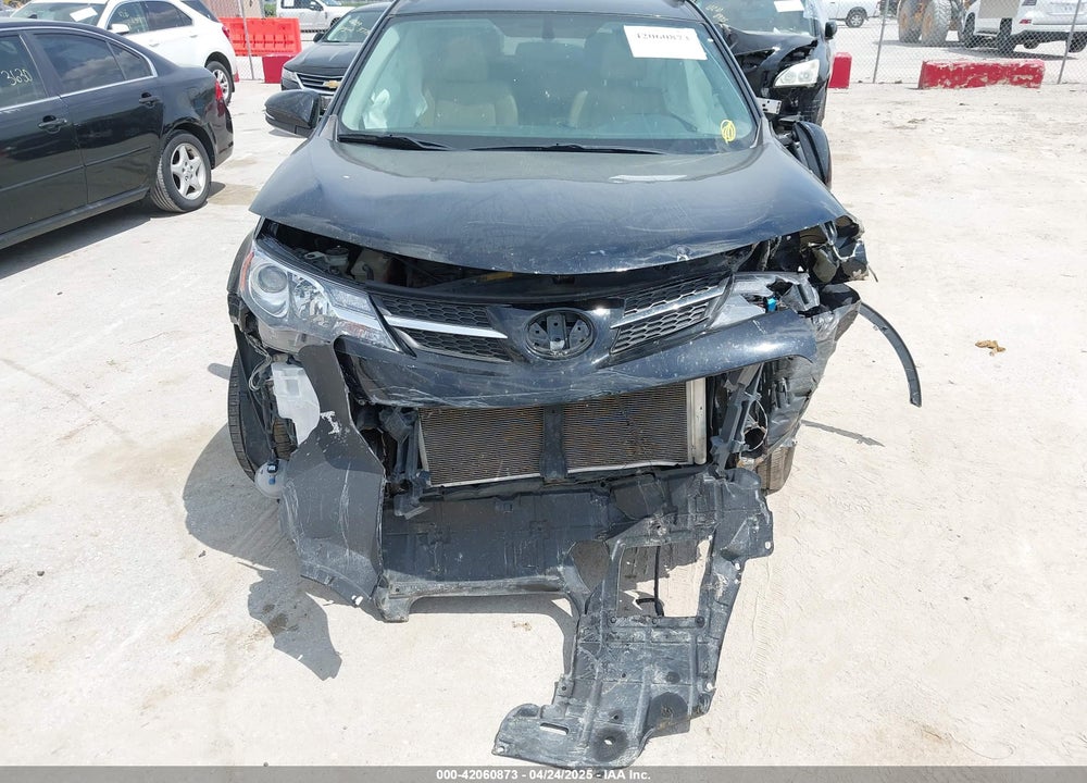 2014 TOYOTA RAV4 VIN: 2T3DFREV0EW185095