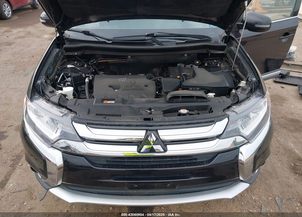 2018 MITSUBISHI OUTLANDER SEL VIN: JA4AZ3A33JJ004666