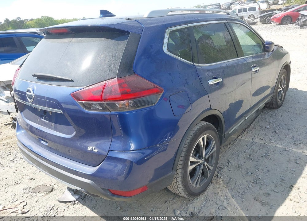 2018 NISSAN ROGUE VIN: 5N1AT2MT5JC798616