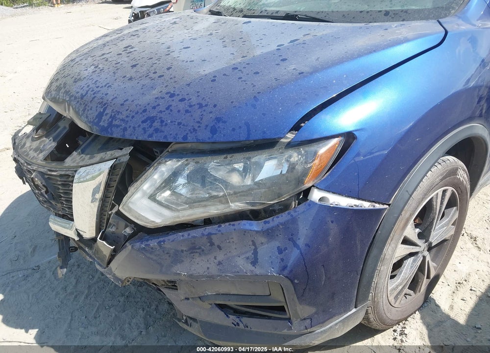 2018 NISSAN ROGUE VIN: 5N1AT2MT5JC798616