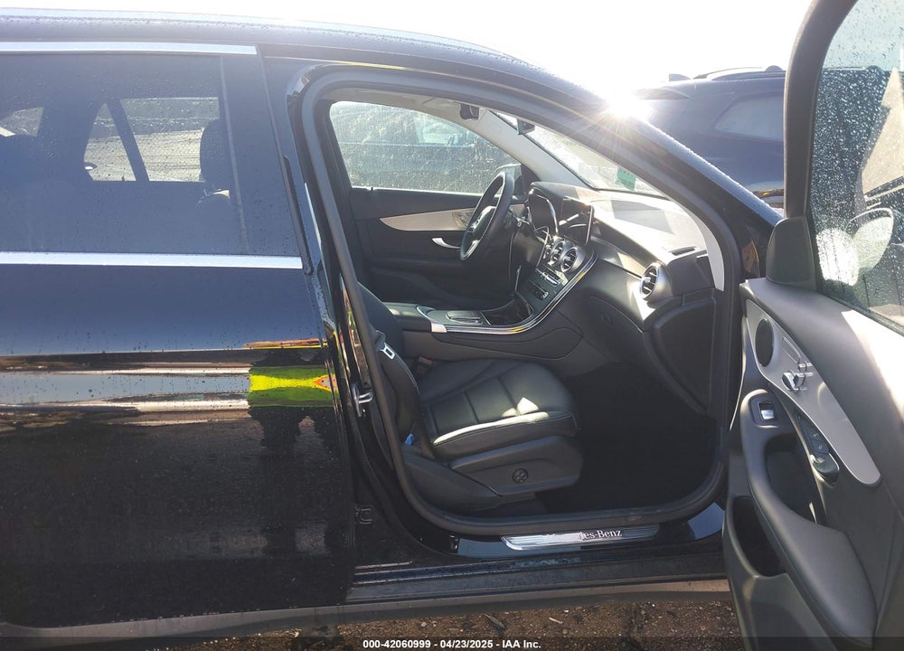 2022 MERCEDES-BENZ GLC 300 VIN: W1N0G8DB7NV394945