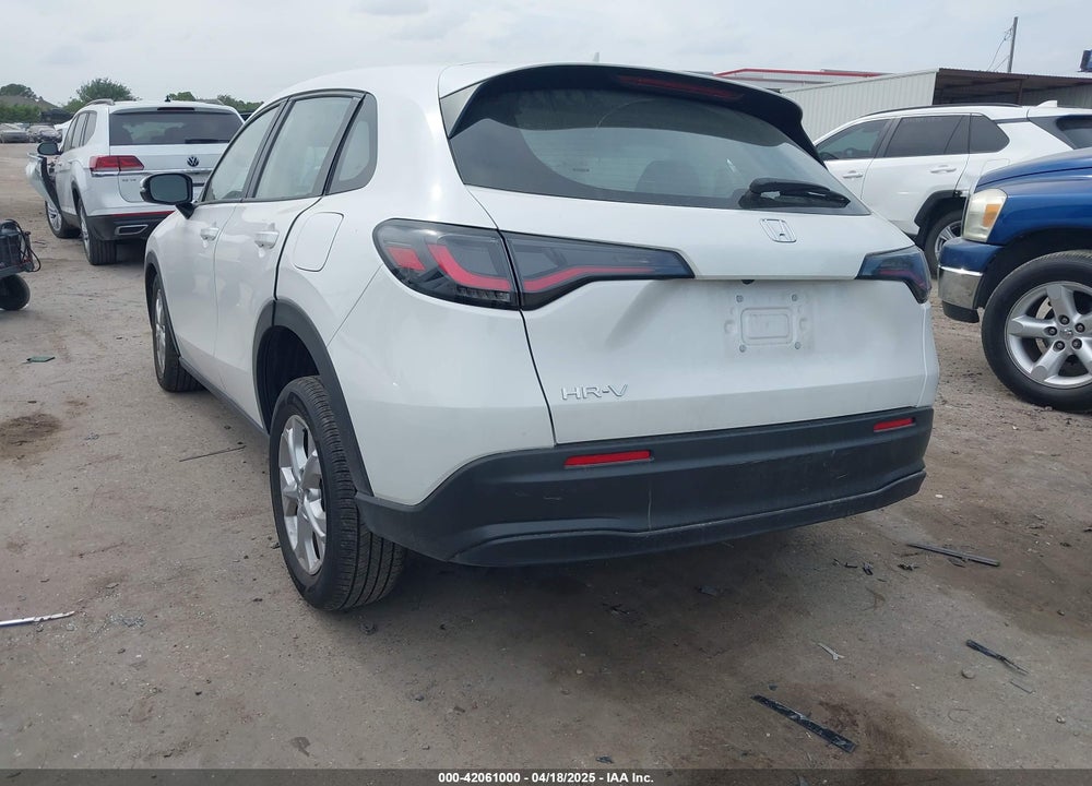 2025 HONDA HR-V 2WD LX VIN: 3CZRZ1H35SM726173