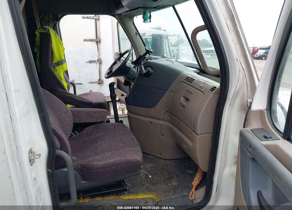 2016 FREIGHTLINER CASCADIA 125 --- VIN: 3AKJGLD58GSHN2755