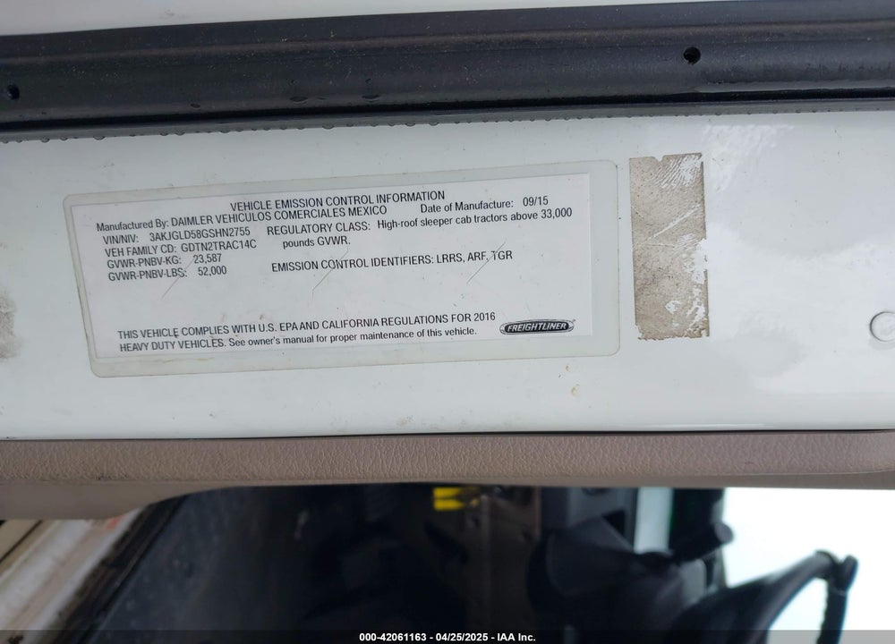 2016 FREIGHTLINER CASCADIA 125 --- VIN: 3AKJGLD58GSHN2755
