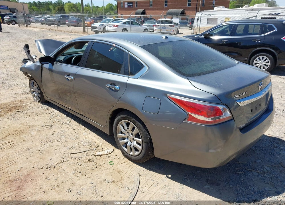 2015 NISSAN ALTIMA VIN: 1N4AL3AP3FN382051
