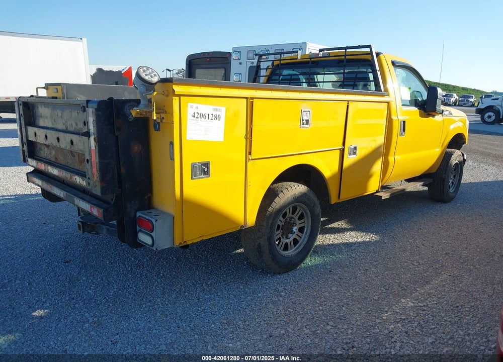 2011 FORD F-250 VIN: 1FDBF2B66BEC54334