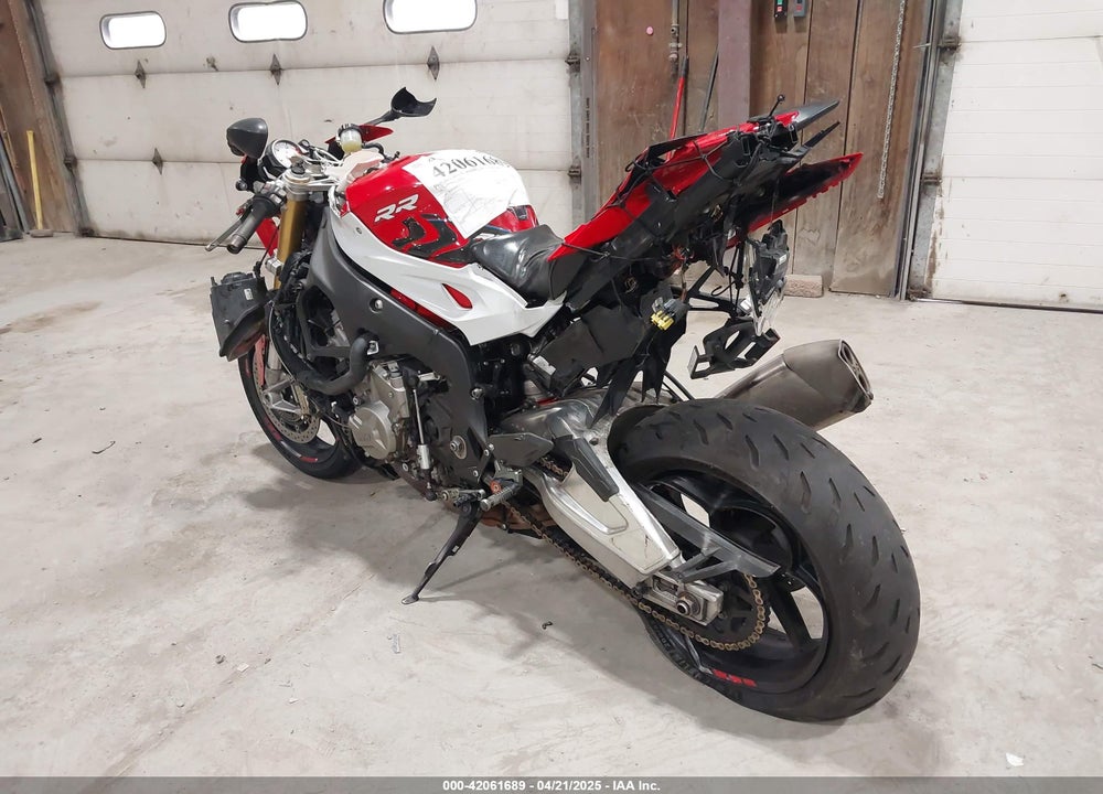 2015 BMW S 1000 RR VIN: WB10D2100FZ352205