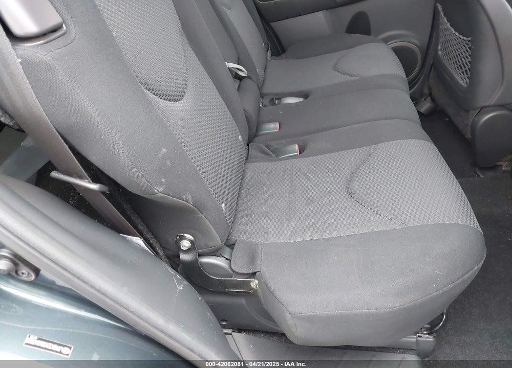 2008 TOYOTA RAV4 VIN: JTMBK32V586043805