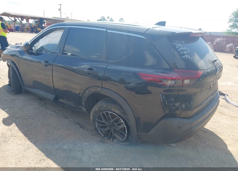 2021 NISSAN ROGUE S FWD VIN: 5N1AT3AA8MC679939