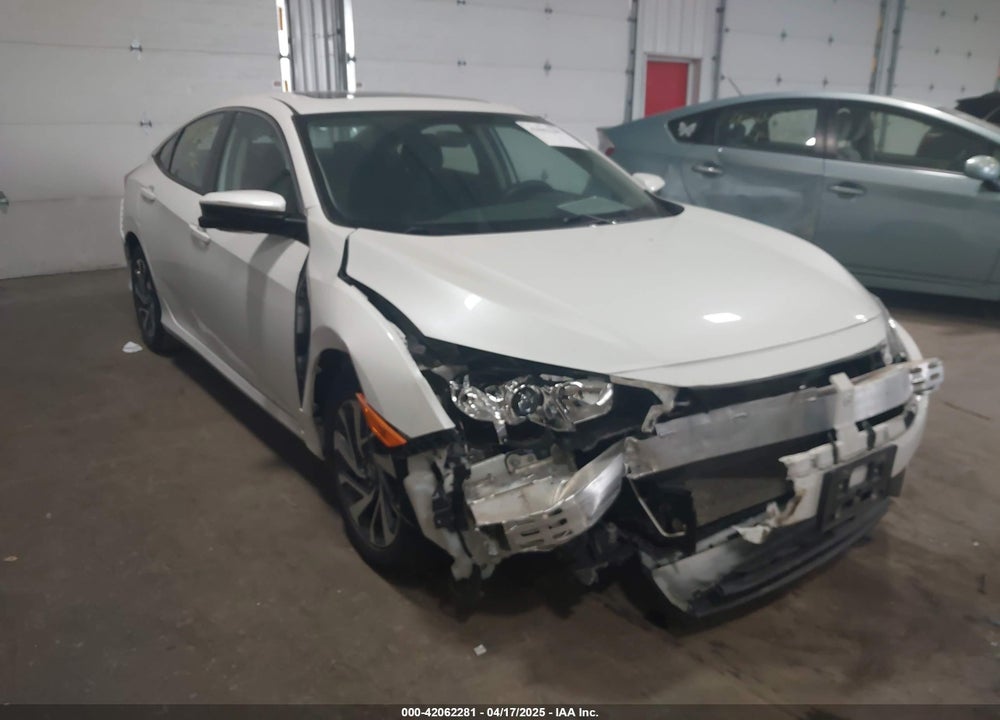 2018 HONDA CIVIC VIN: 19XFC2F79JE028597