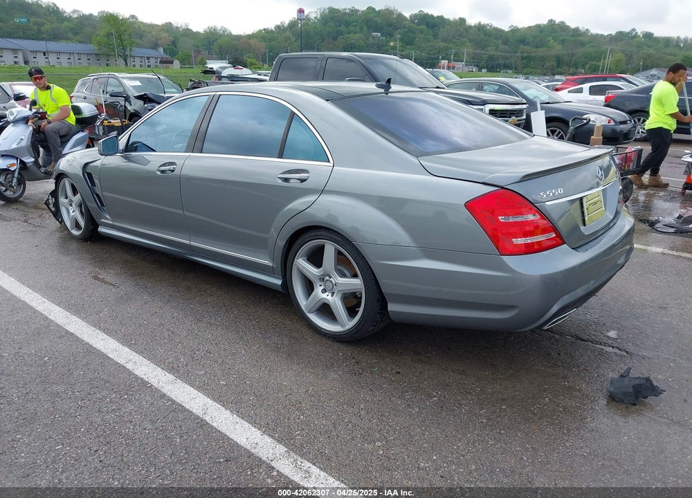 2013 MERCEDES-BENZ S 550 VIN: WDDNG7DBXDA510898