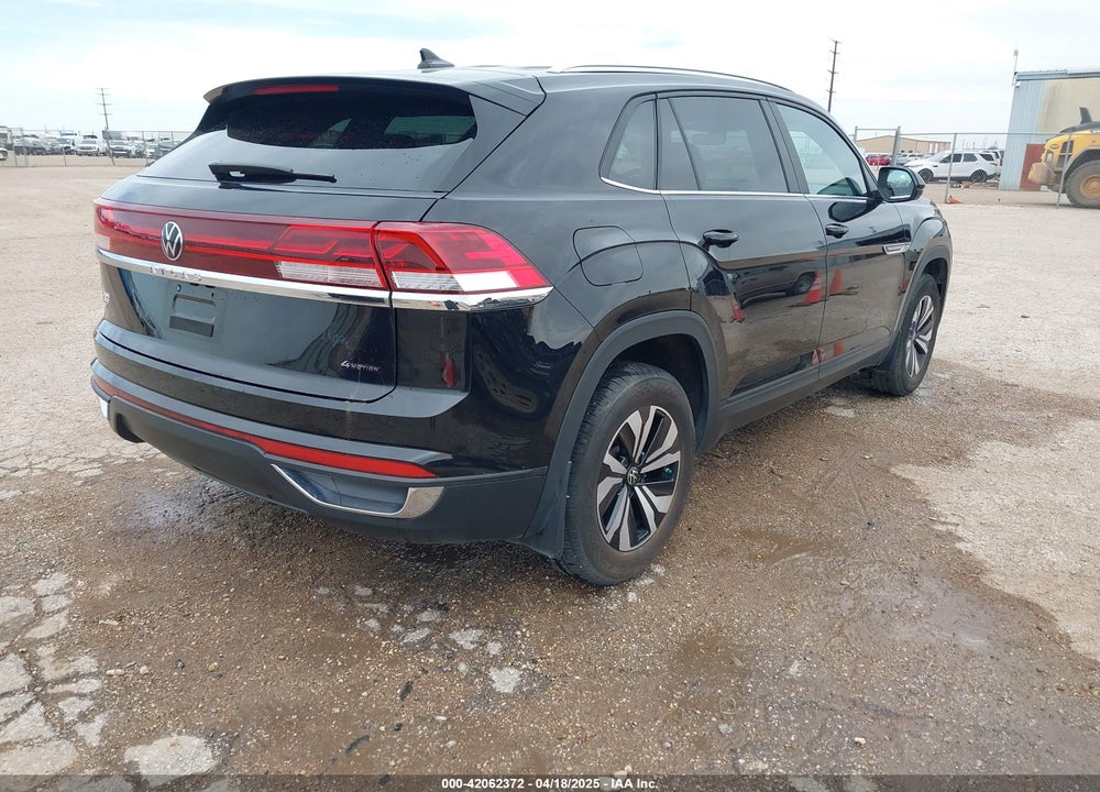 2024 VOLKSWAGEN ATLAS CROSS SPORT 2.0T SE VIN: 1V2LE2CA4RC229547