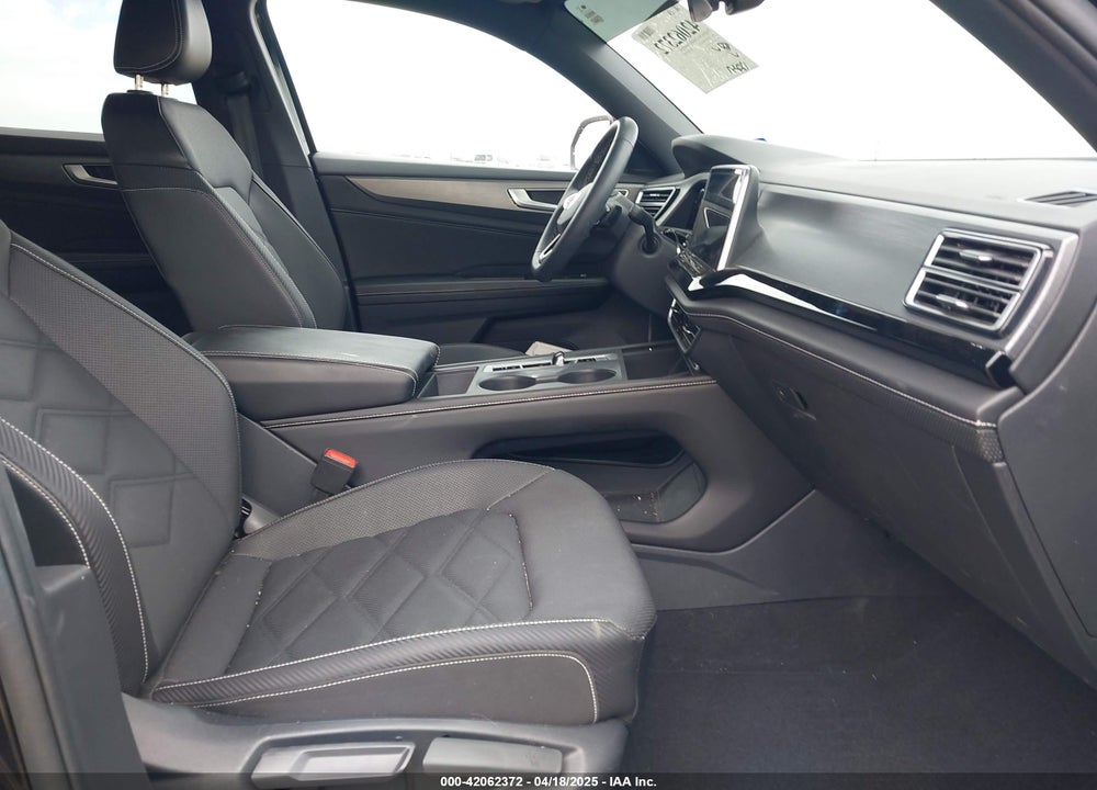 2024 VOLKSWAGEN ATLAS CROSS SPORT 2.0T SE VIN: 1V2LE2CA4RC229547