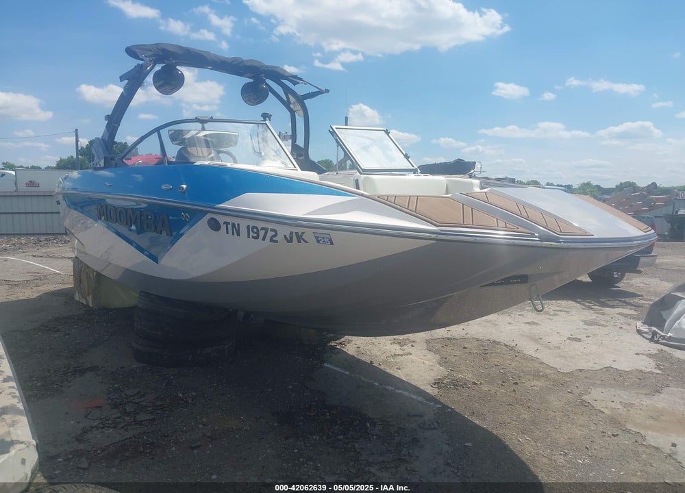 2021 MOOMBA MAKAI VIN: ISRMK113B121