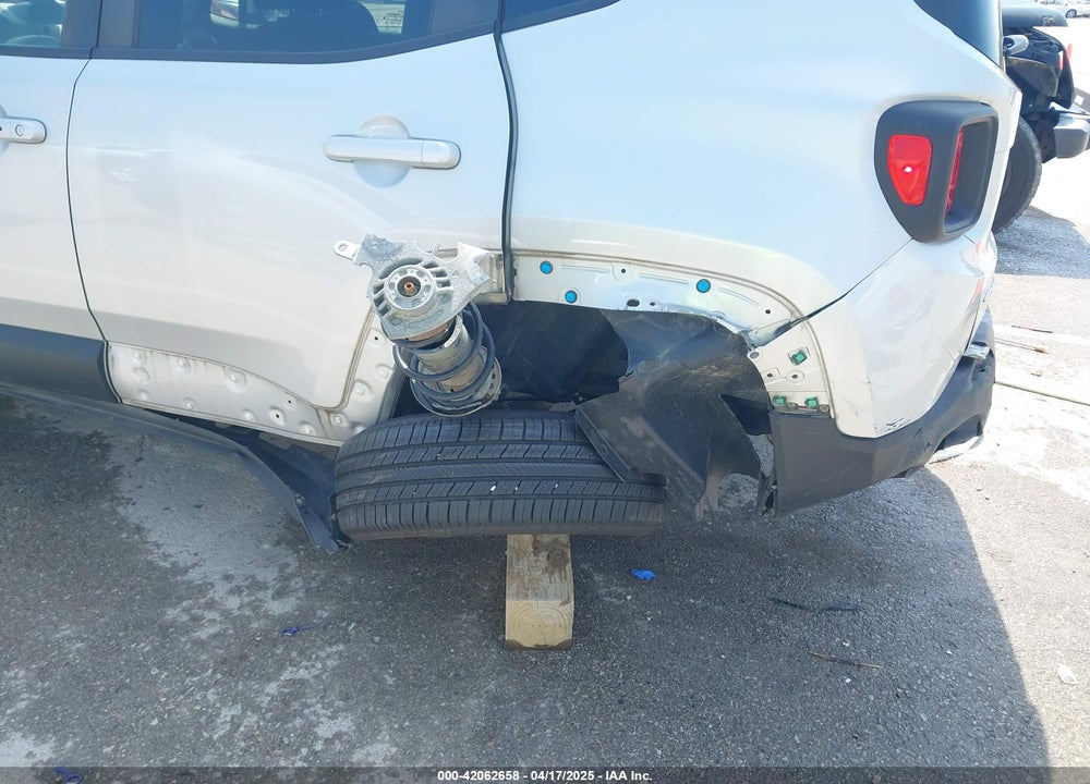 2015 JEEP RENEGADE VIN: ZACCJBBT4FPC10990