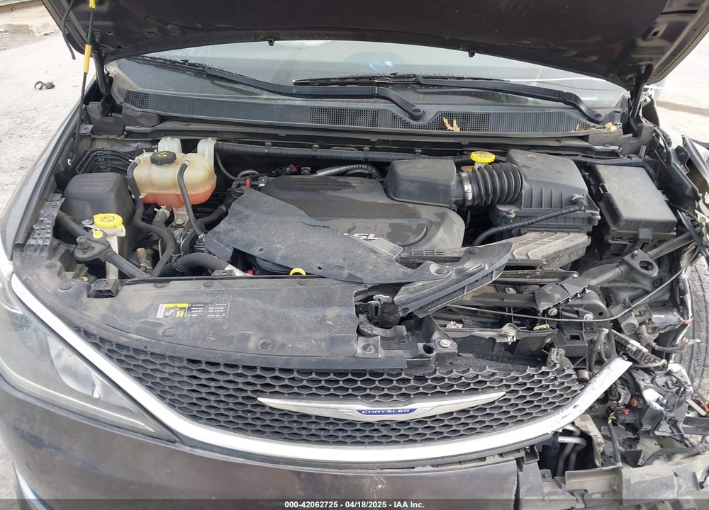 2017 CHRYSLER PACIFICA VIN: 2C4RC1GG0HR505898