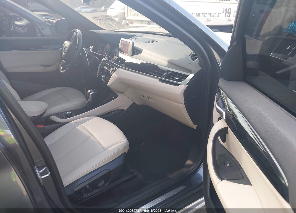 2018 BMW X1 SDRIVE28I VIN: WBXHU7C39J3H43266
