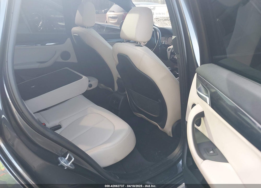 2018 BMW X1 SDRIVE28I VIN: WBXHU7C39J3H43266