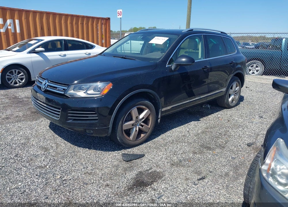 2012 VOLKSWAGEN TOUAREG HYBRID VIN: WVGEG9BPXCD008518
