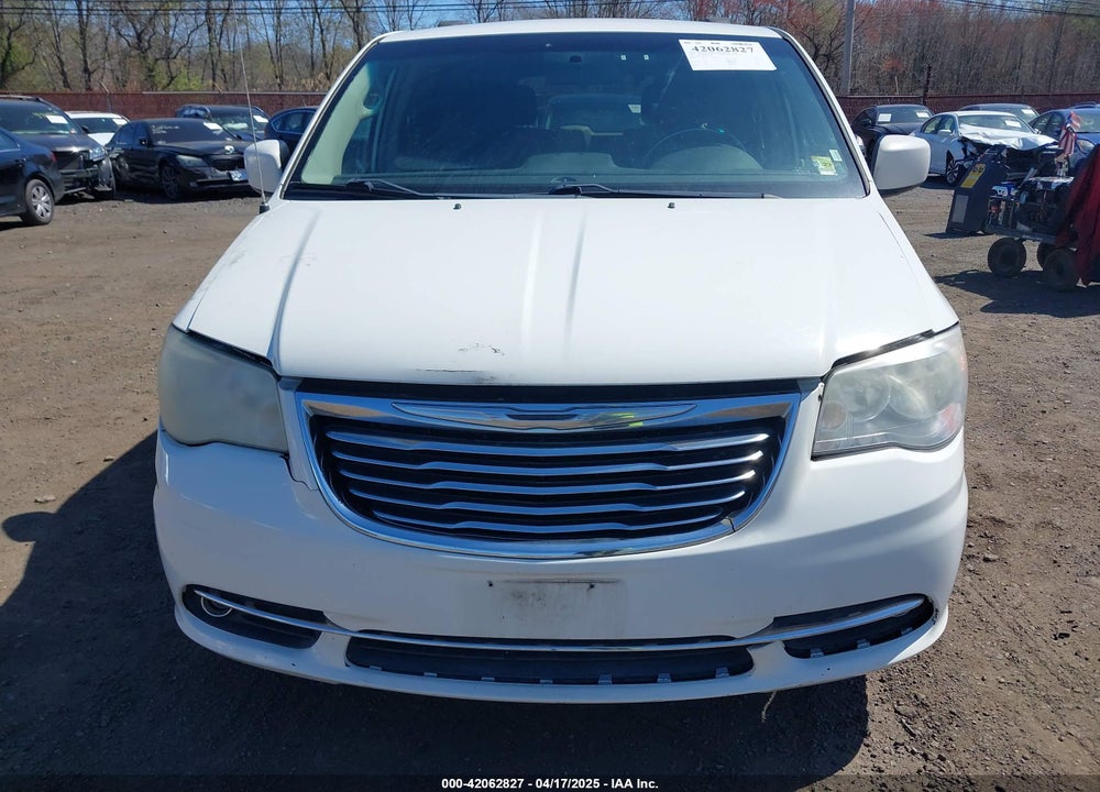 2011 CHRYSLER TOWN & COUNTRY VIN: 2A4RR5DG3BR624492