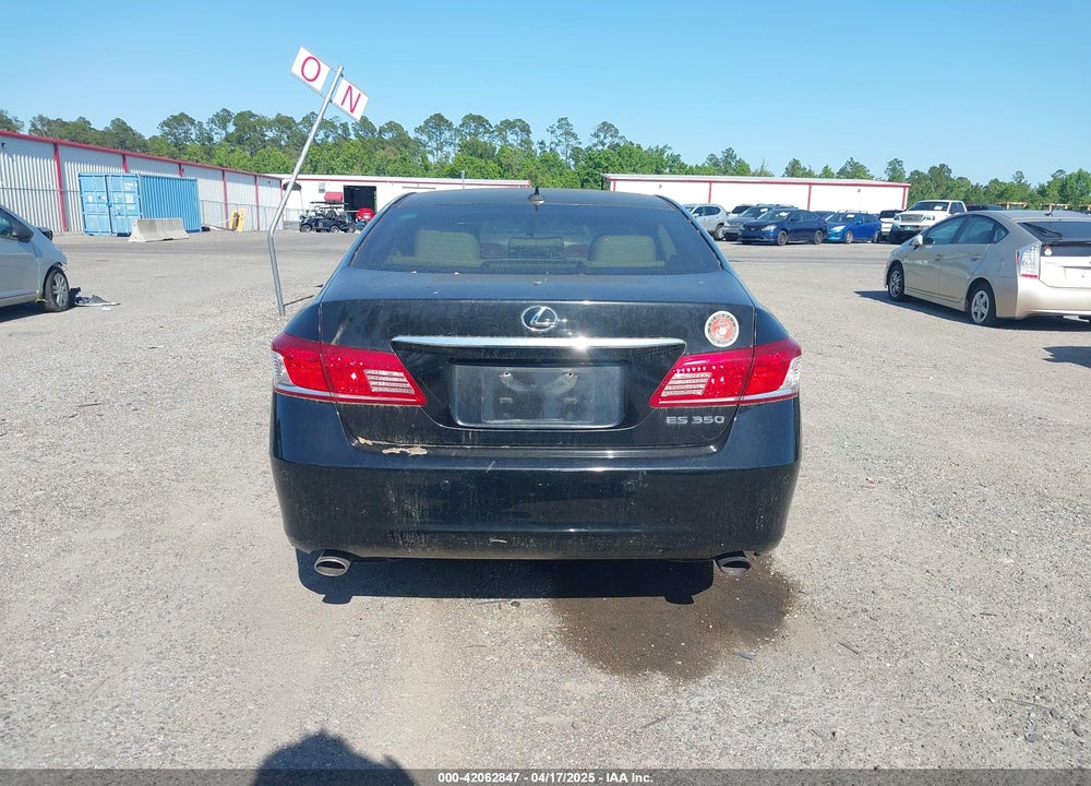 2011 LEXUS ES 350 VIN: JTHBK1EG2B2452620