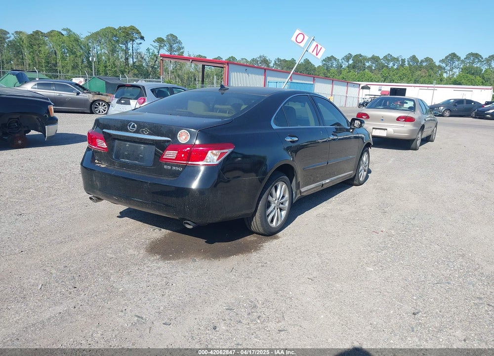 2011 LEXUS ES 350 VIN: JTHBK1EG2B2452620