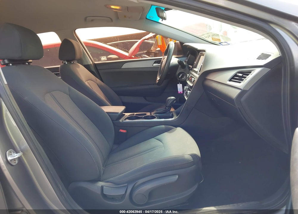 2018 HYUNDAI SONATA VIN: 5NPE24AF8JH676632