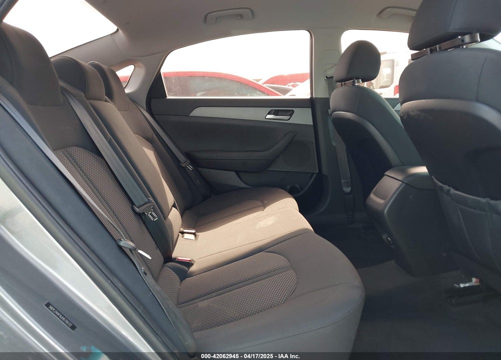 2018 HYUNDAI SONATA VIN: 5NPE24AF8JH676632